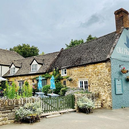 The Old Pheasant Hotell Glaston Exteriör bild